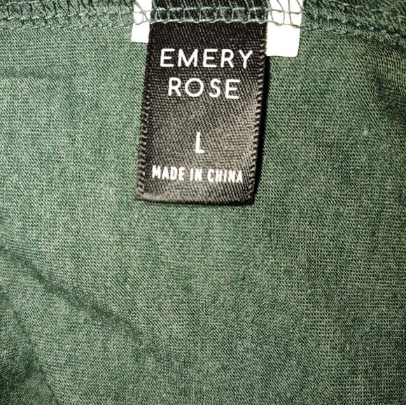 Women's Emory Rose Short Sleeve Tee, L - Picture 4 of 4